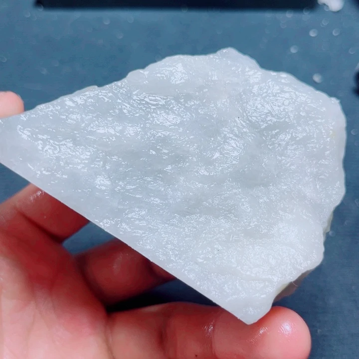 和田玉（白玉）未镶嵌珠宝奇石