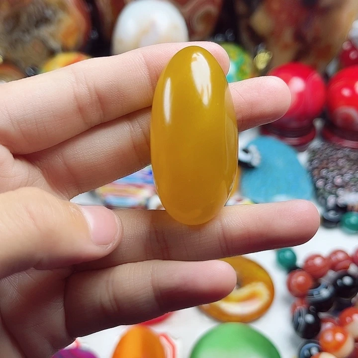 玛瑙/玉髓未镶嵌珠宝奇石