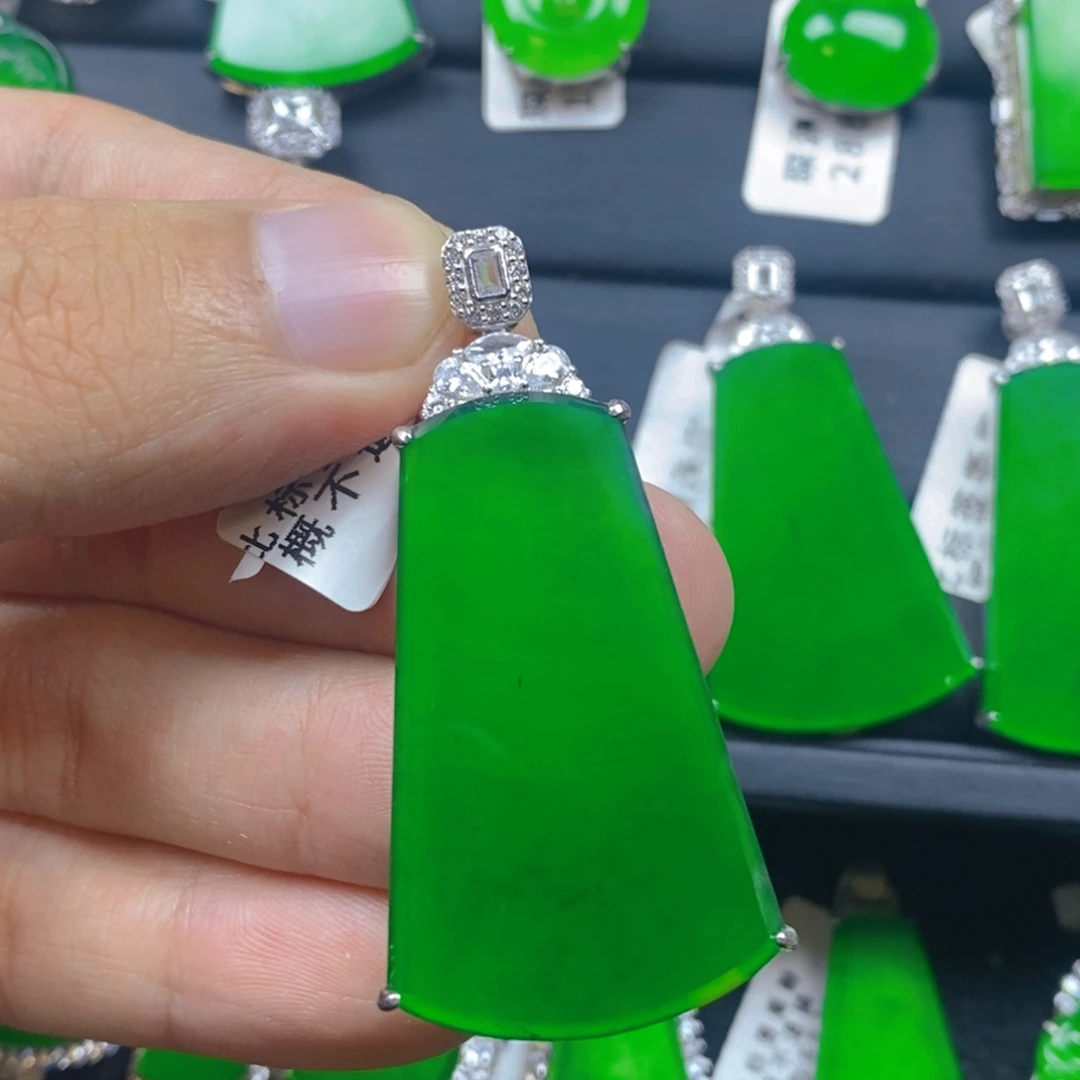 翡翠银S925镶嵌颈饰