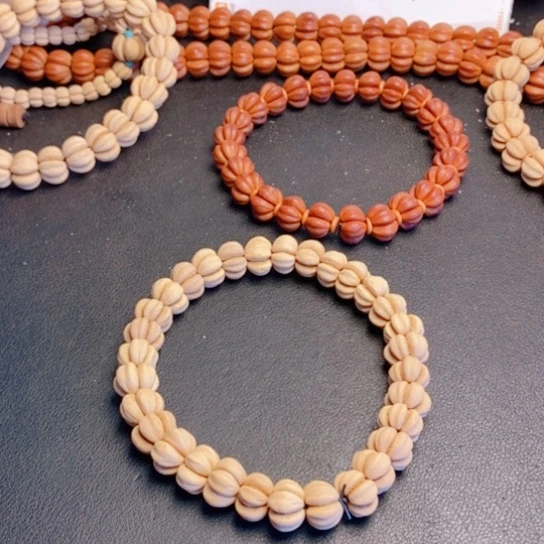 柏香籽/百香籽吊坠?**、