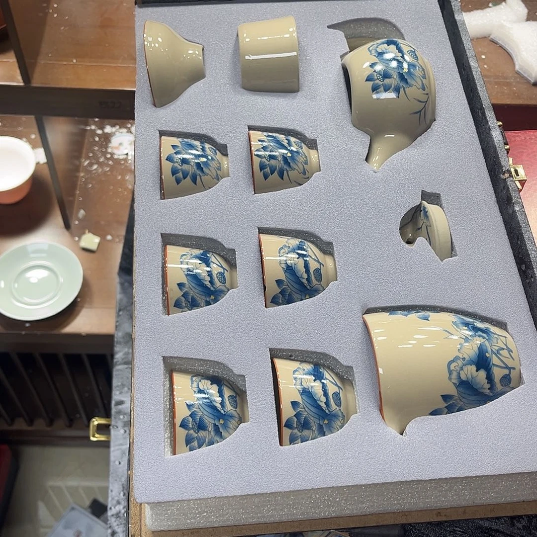 孤品茶具套装等。