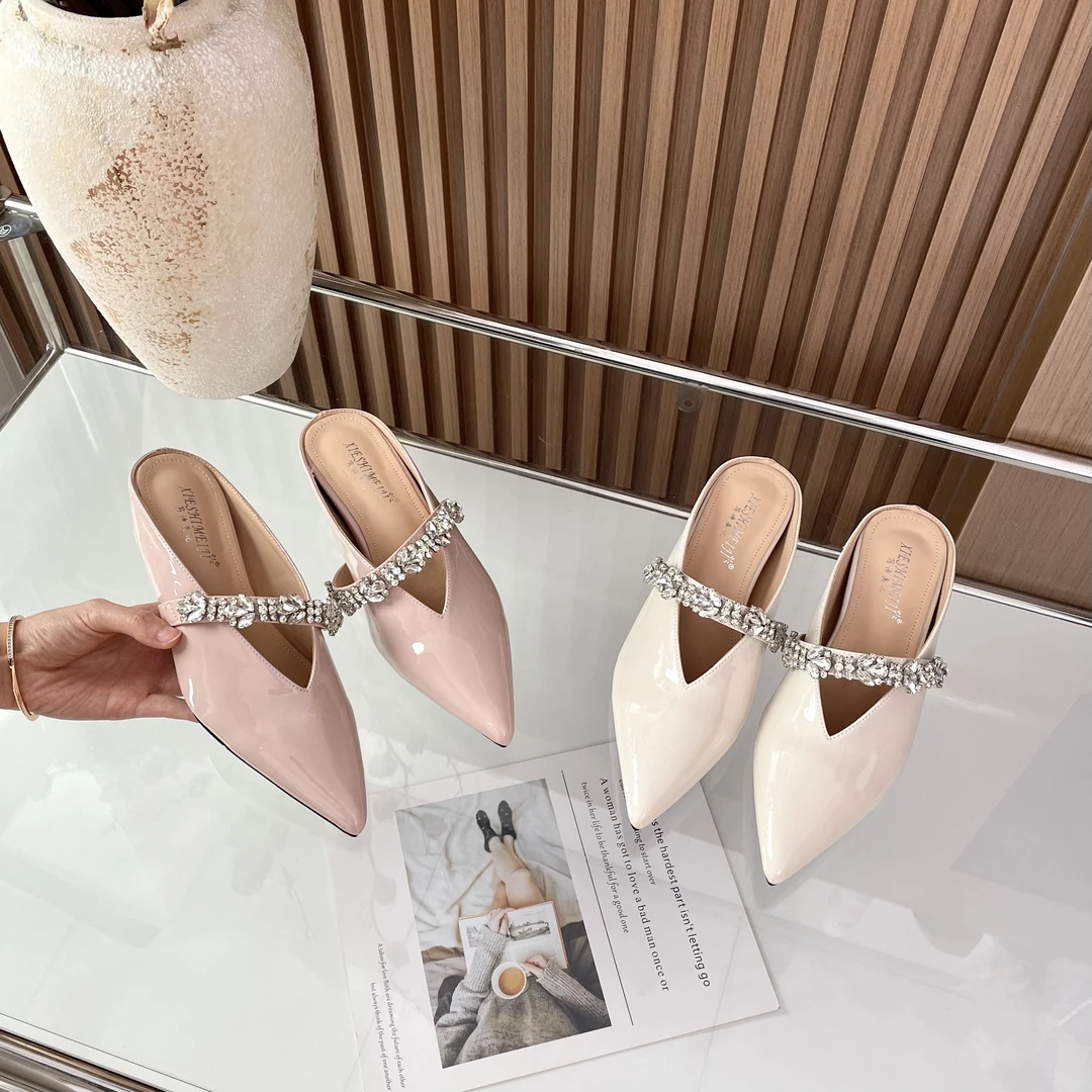 【增高5CM】一字带水钻包头拖鞋女复古新款内增高尖头半拖鞋子