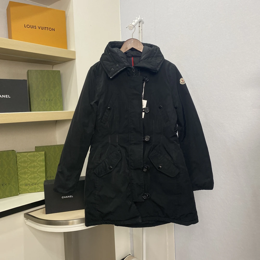 95新 MONCLER 蒙可睐 连帽款羽绒服 5码 11332