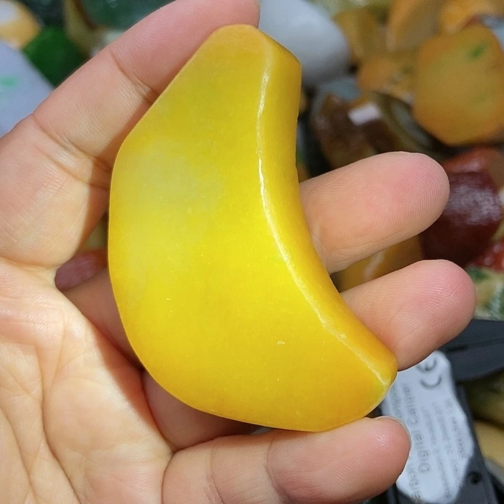 颈饰未镶嵌翡翠缅甸翡翠