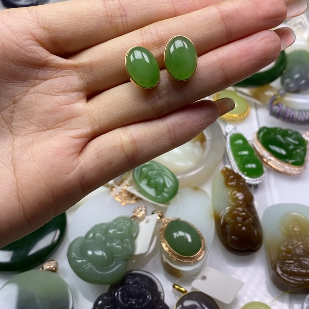 和田玉（黄玉）18K金镶嵌耳钉