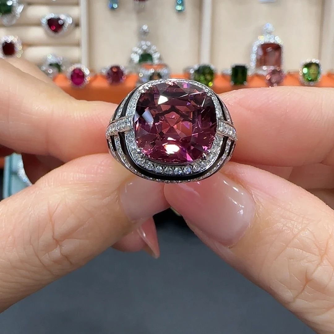 18K金镶嵌戒指碧玺9.06ct
