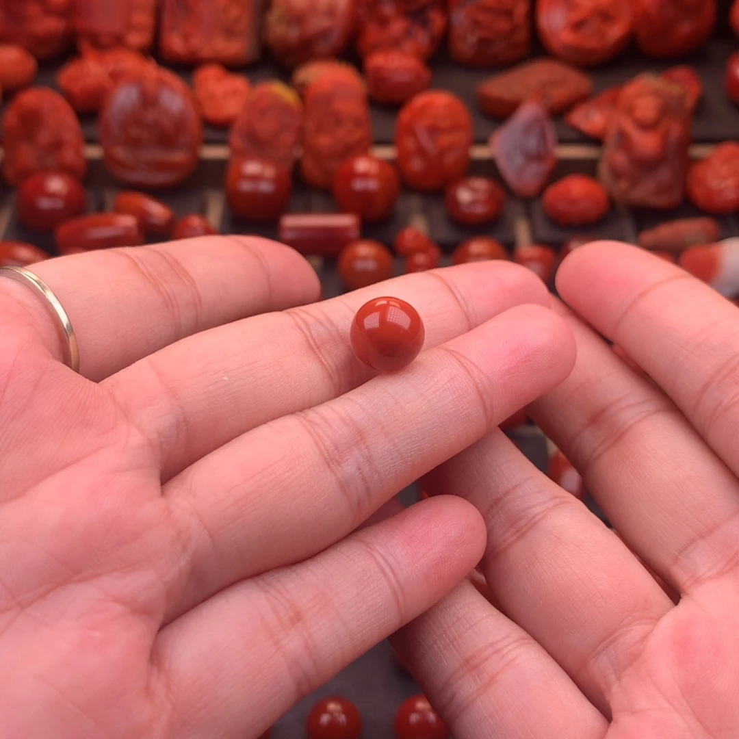 南红玛瑙未镶嵌川料原矿圆珠10mm