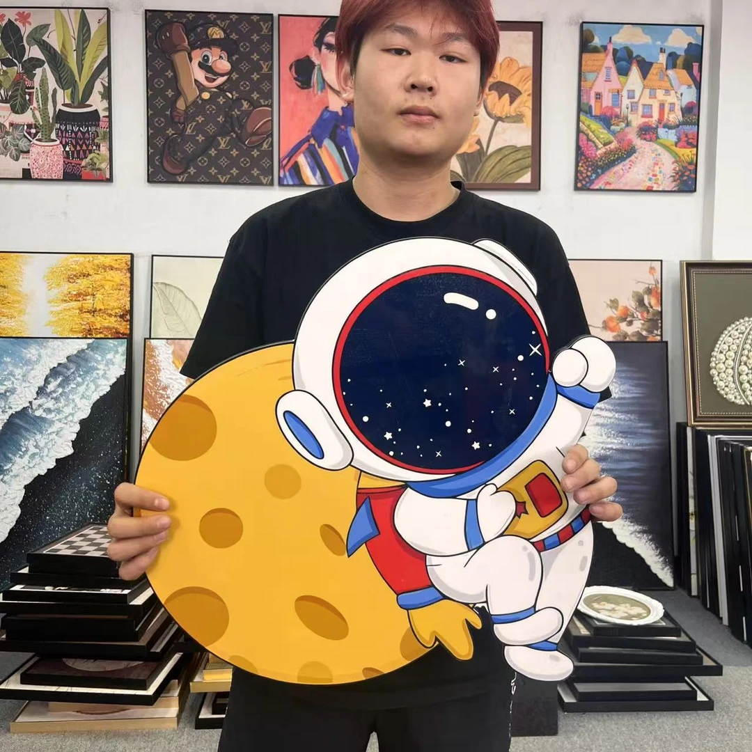 晶瓷BB现代卡通雕刻宇航员客厅沙发背景墙挂画高级感挂画