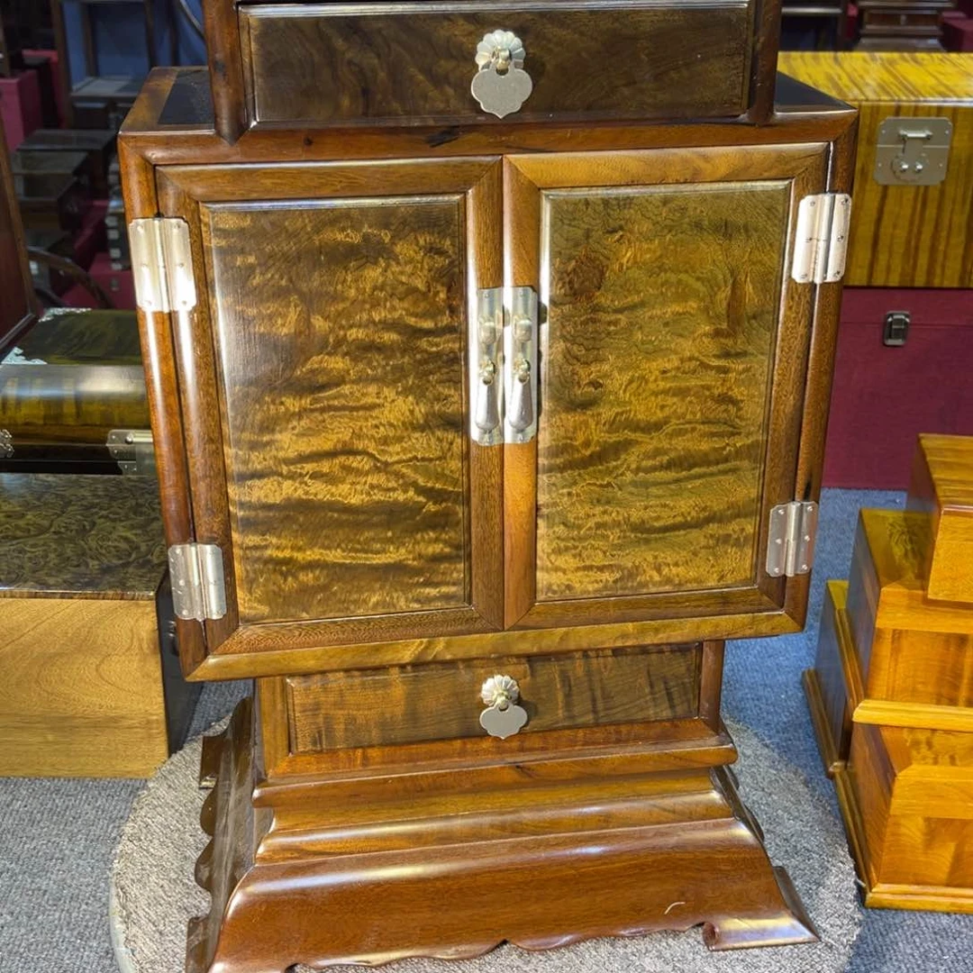 乌木类成套家具博*阴沉木龙柜一对