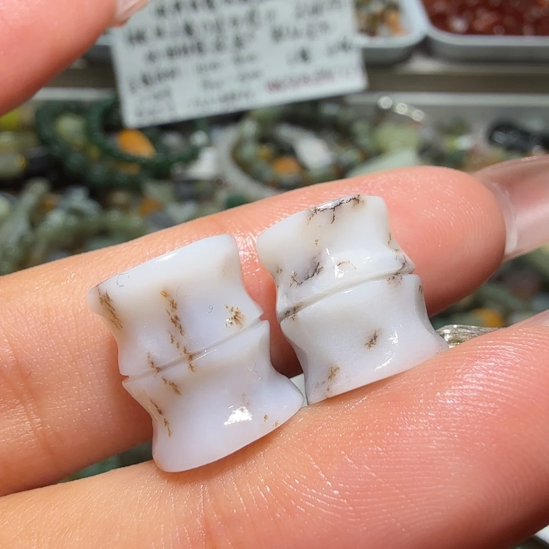 和田玉未镶嵌珠宝奇石