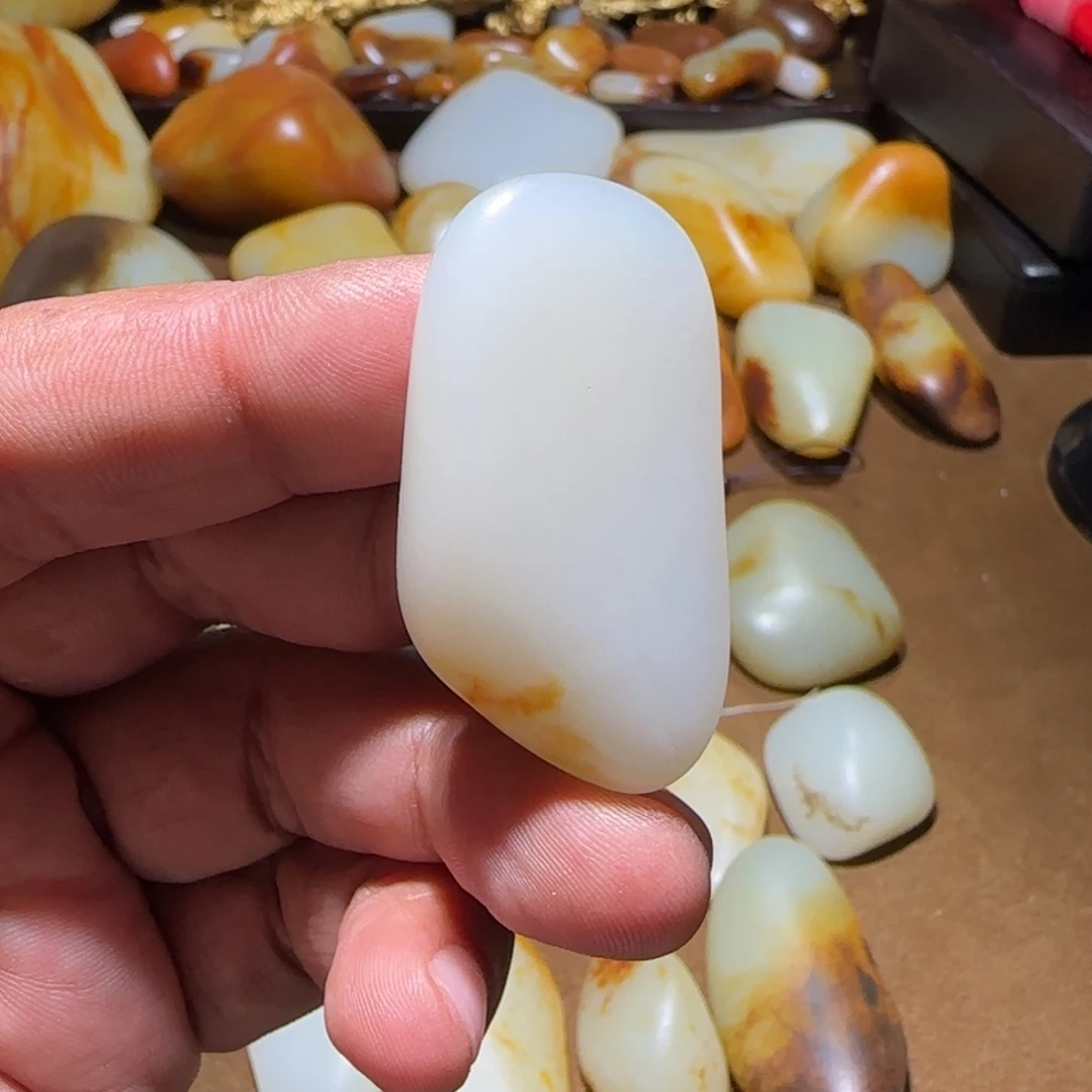 记***行和田玉（白玉）未镶嵌颈饰