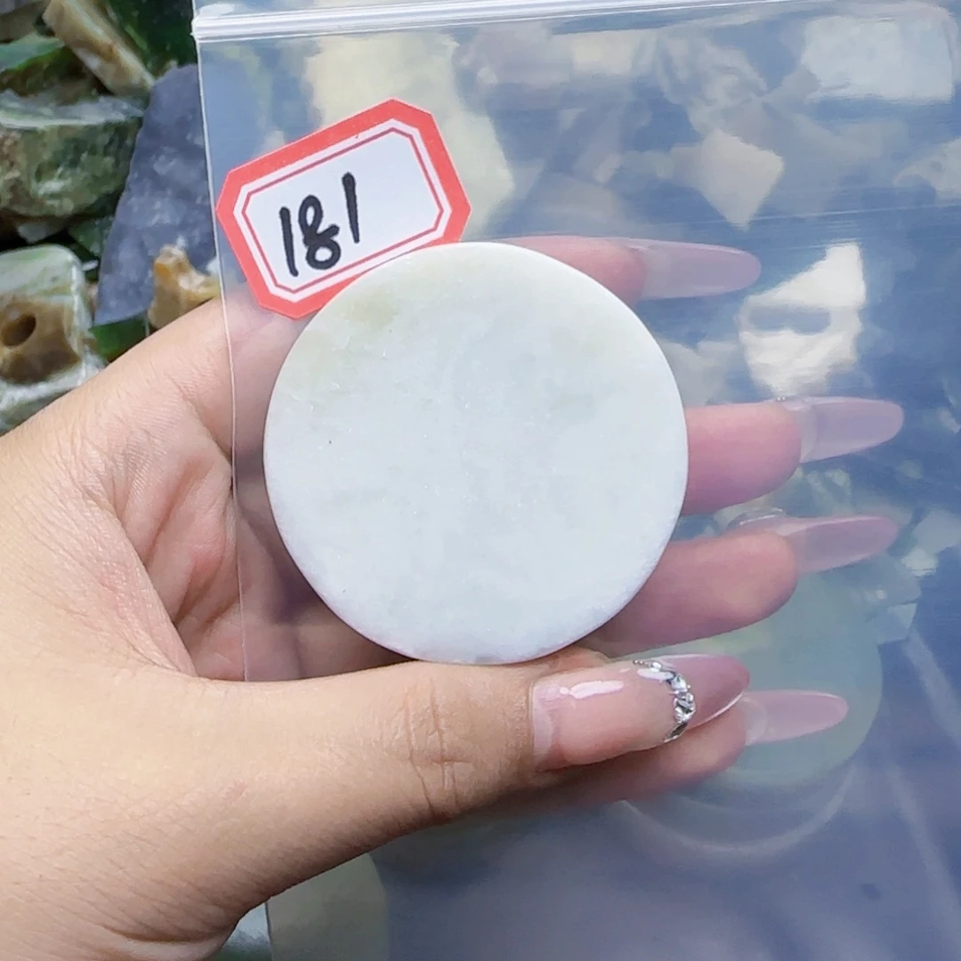 和田玉未镶嵌珠宝半成品