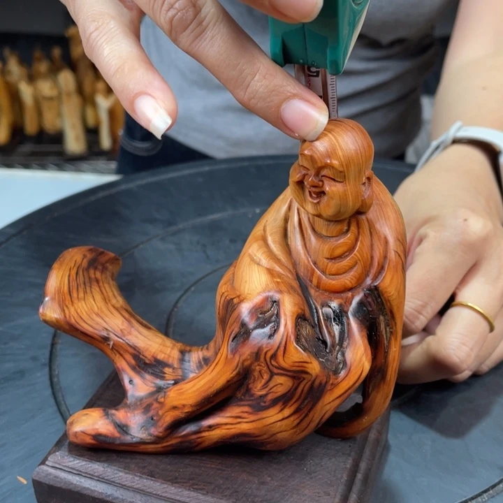 柏木（崖柏）随型摆件