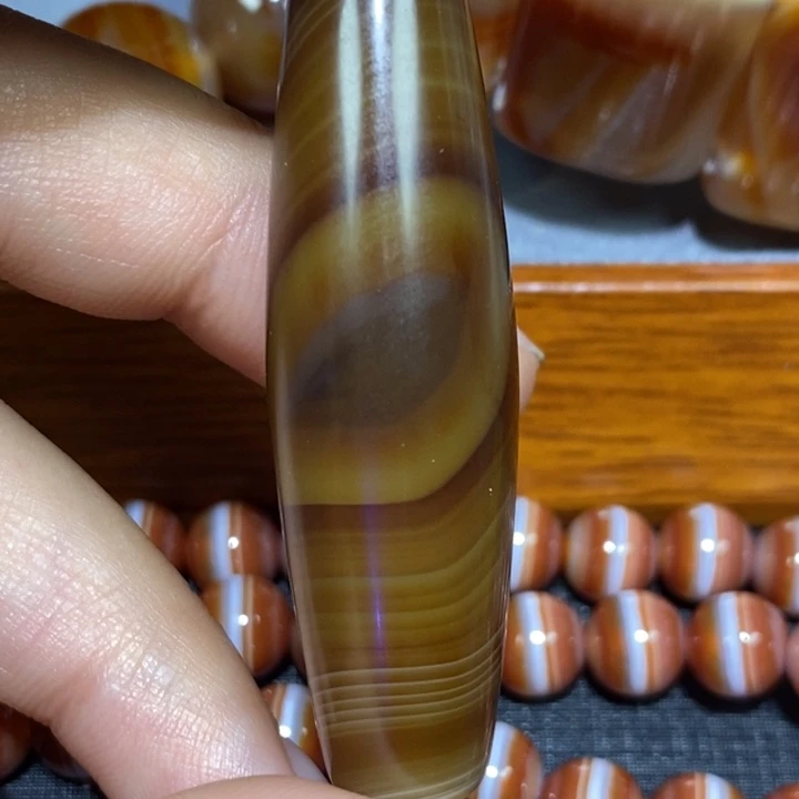 玛瑙/玉髓颈饰合金北****著