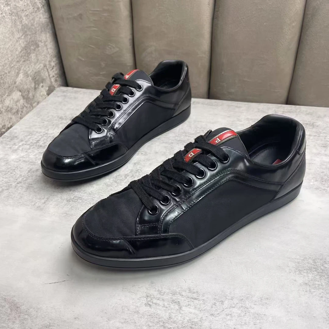 95新 Prada/普拉达 黑色皮革拼接百搭透气休闲低帮板鞋/42码/96新