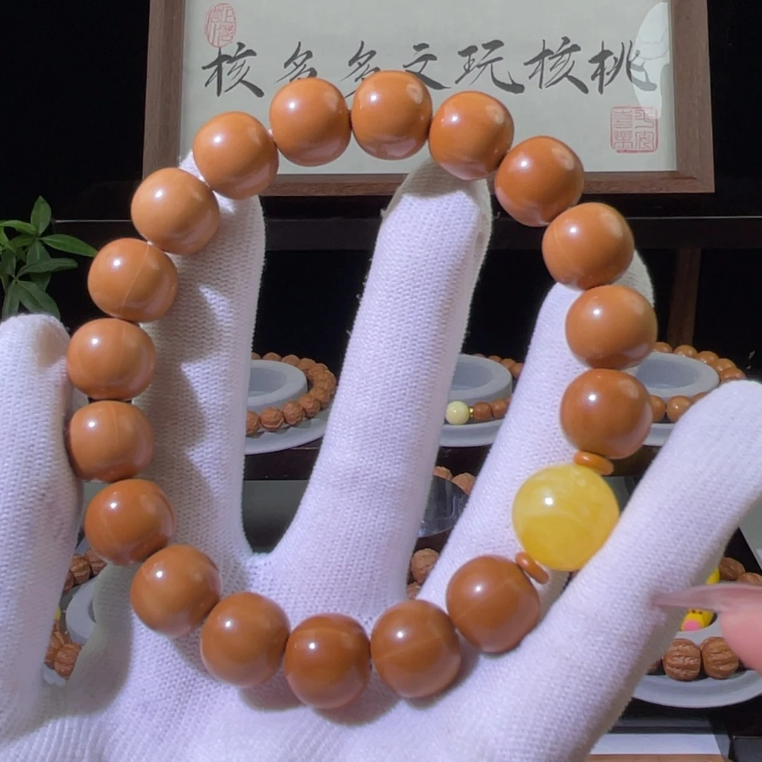 小***宇吊坠猴头核桃龙岩料老型