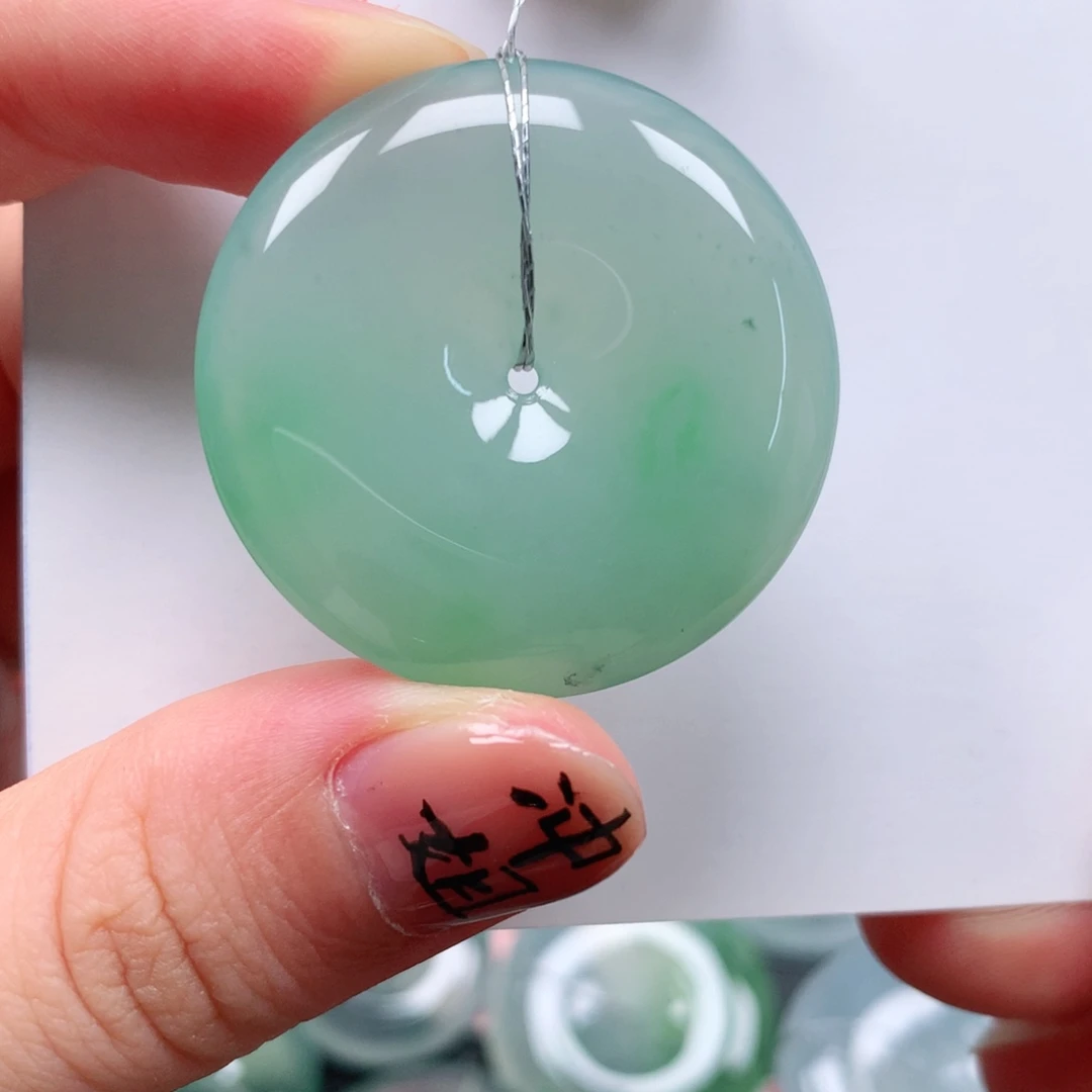 颈饰未镶嵌翡翠天然翡翠