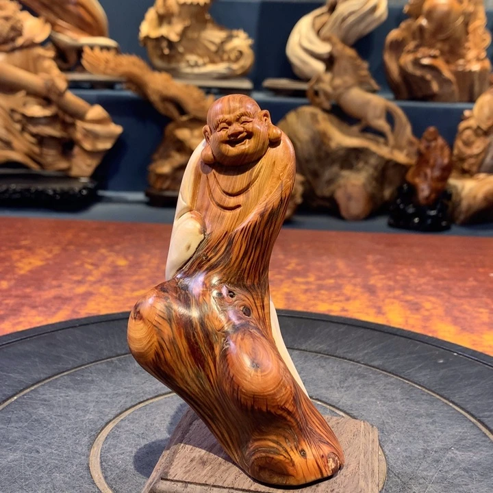 柏木（崖柏）根雕摆件