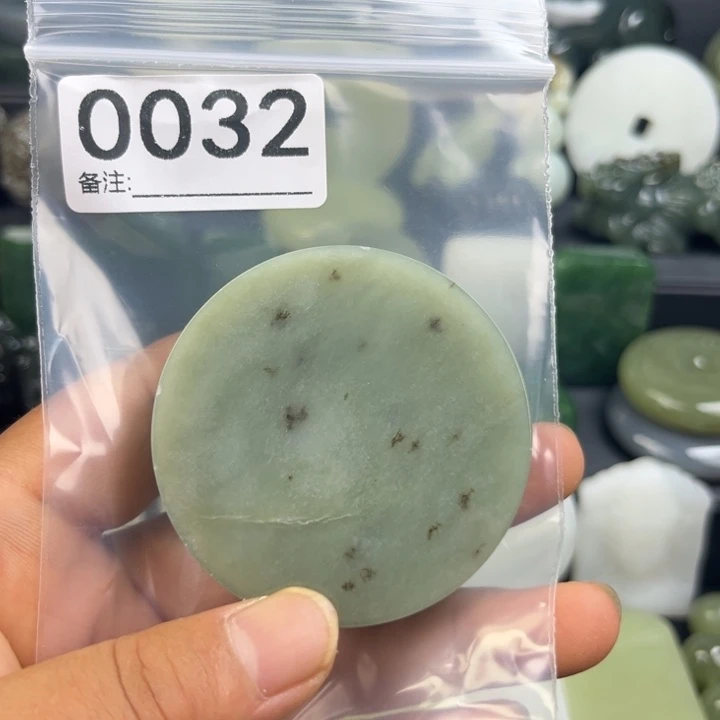 和田玉未镶嵌珠宝半成品