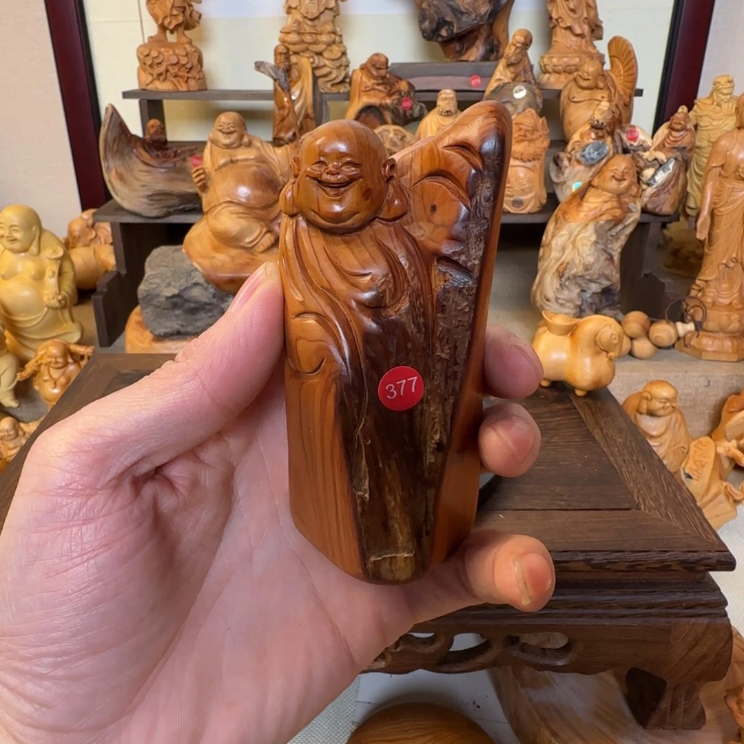 崖柏小木匠艺雕一物一拍