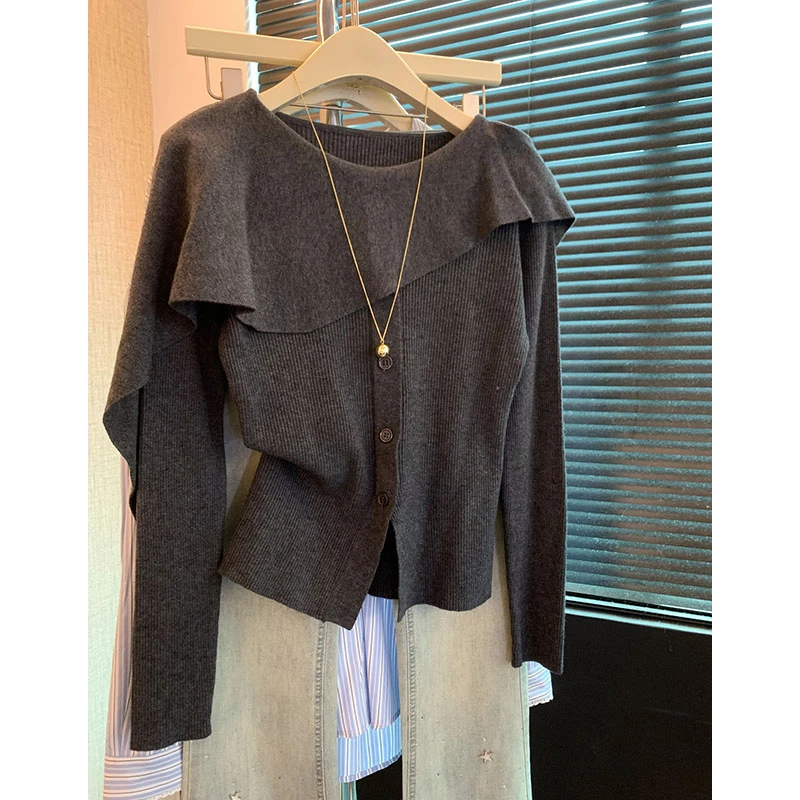 显瘦修身女装韩系穿搭灰色荷叶边针织衫2025秋款开叉下摆长袖上衣