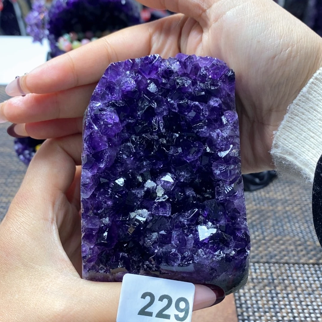 未镶嵌紫晶大型摆件（非配饰）