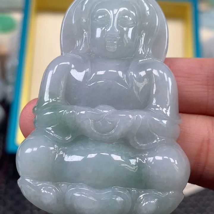 颈饰未镶嵌翡翠观音