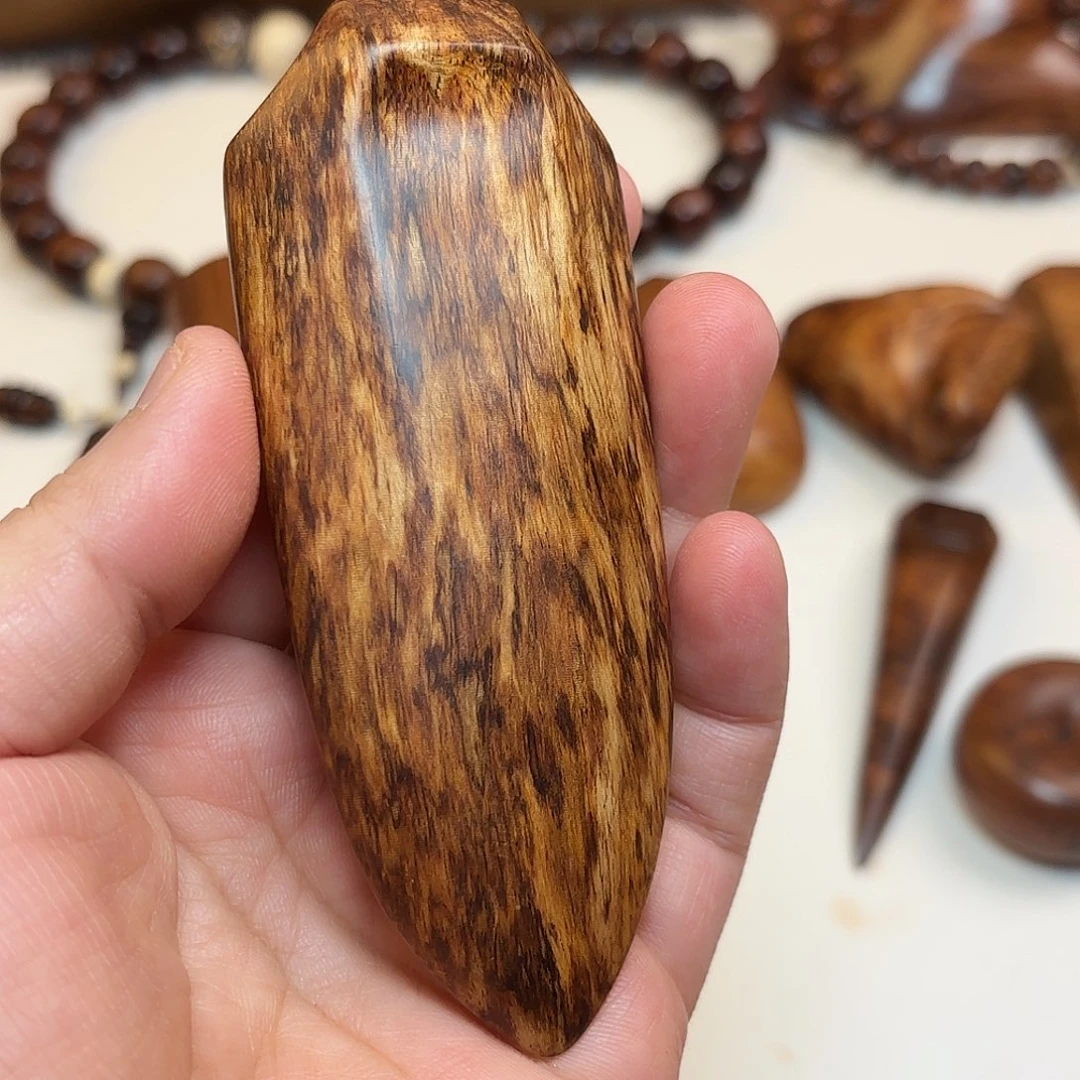 黄花梨/降香黄檀把件