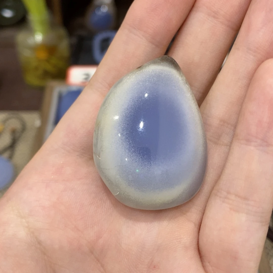 未镶嵌玛瑙/玉髓珠宝奇石云**