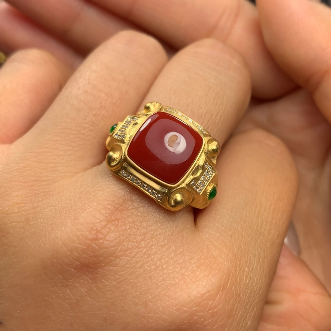 南红玛瑙18K金镶嵌戒指