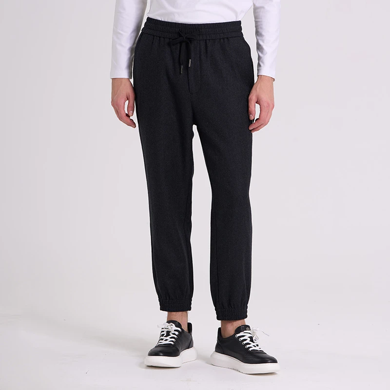 RARE威雅男裤秋冬新款袋口飞狮绣花舒适黑色时尚收脚卫裤