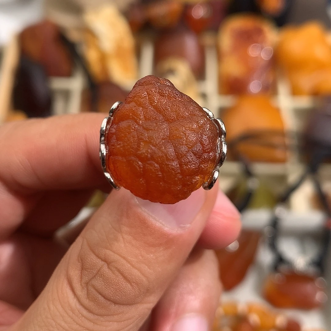 蜜蜡裸石未镶嵌你