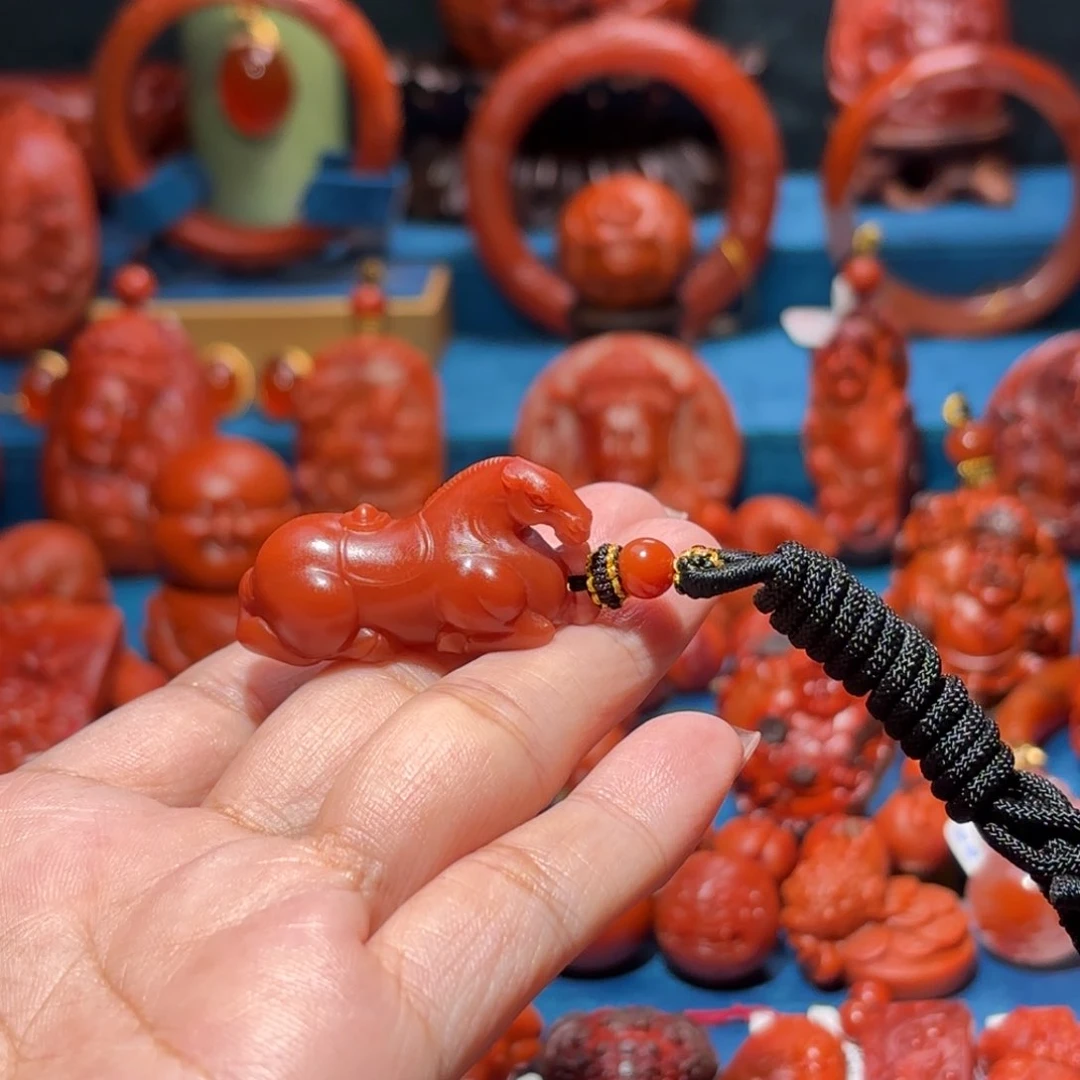 未镶嵌雕刻南红玛瑙x*