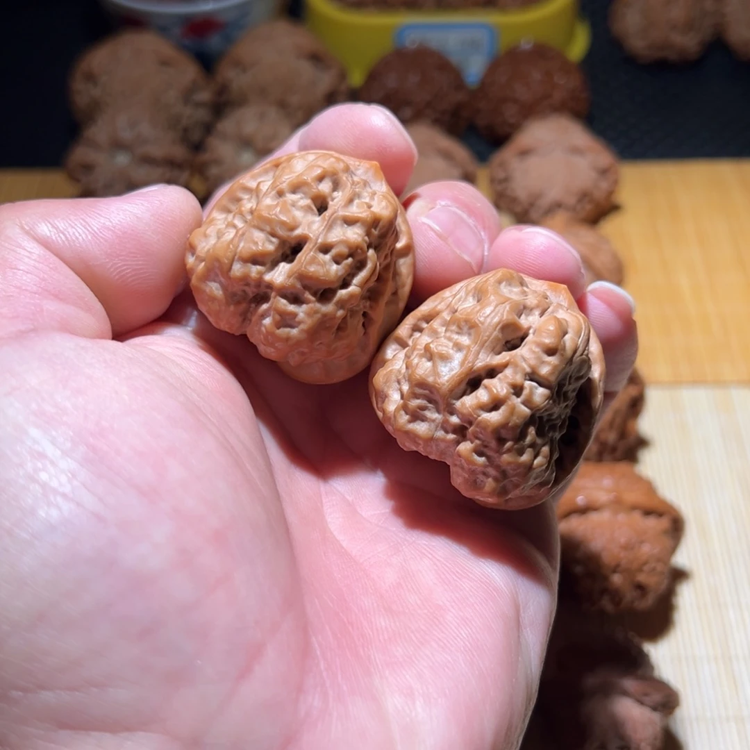 把件文玩核桃文玩核桃三角箭毒蛙