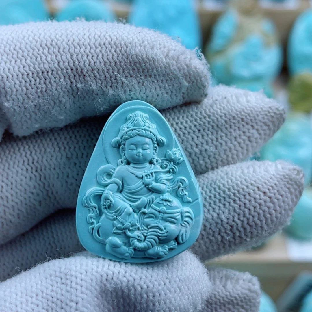 绿松石未镶嵌珠宝奇石