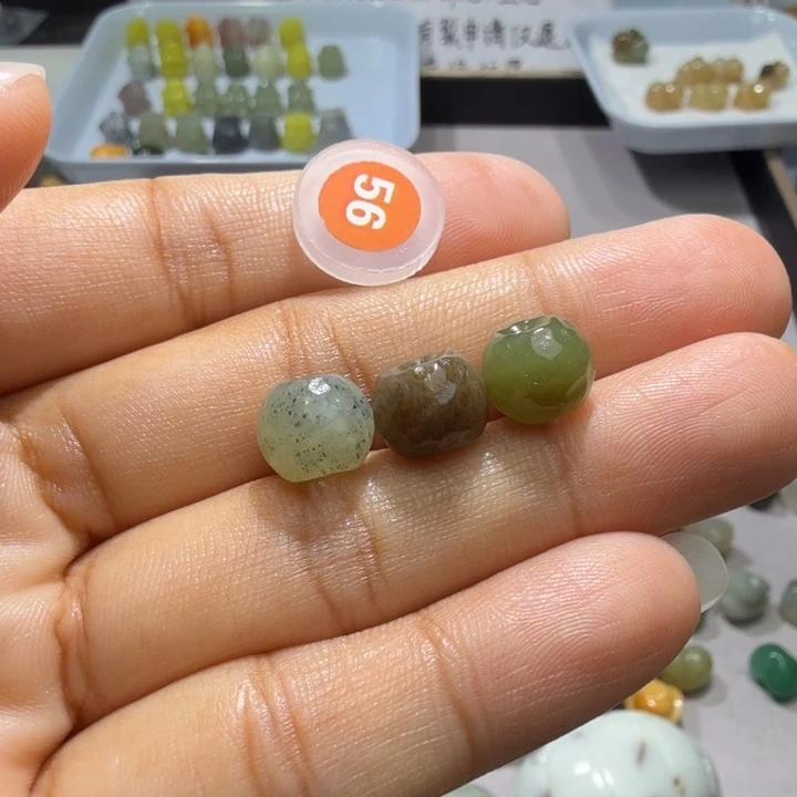 未镶嵌和田玉珠宝半成品