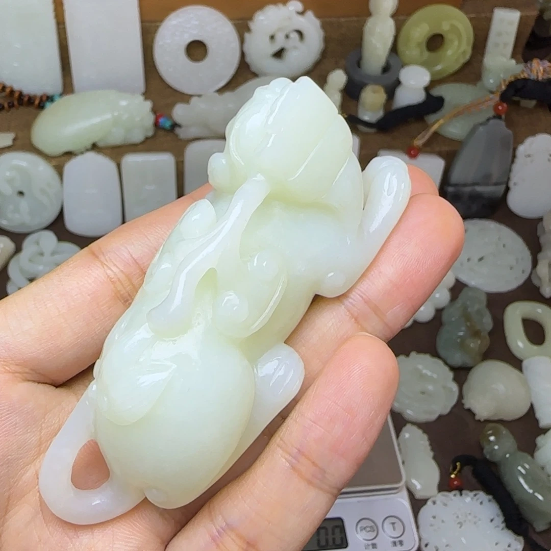 和田玉未镶嵌挂件