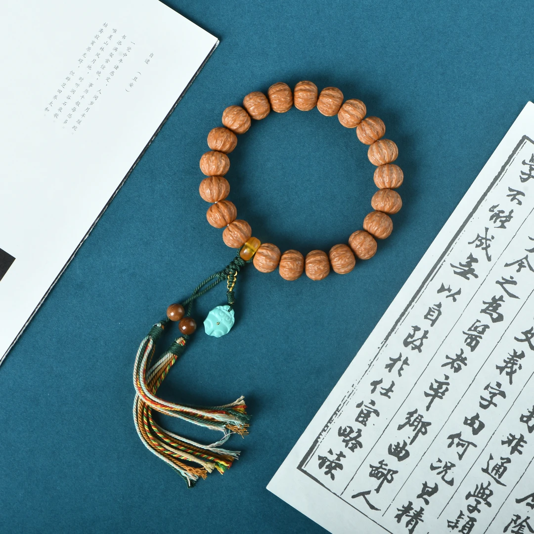 猴头精雕京八棱手持手串