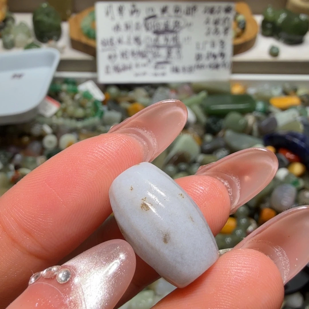 和田玉未镶嵌珠宝奇石