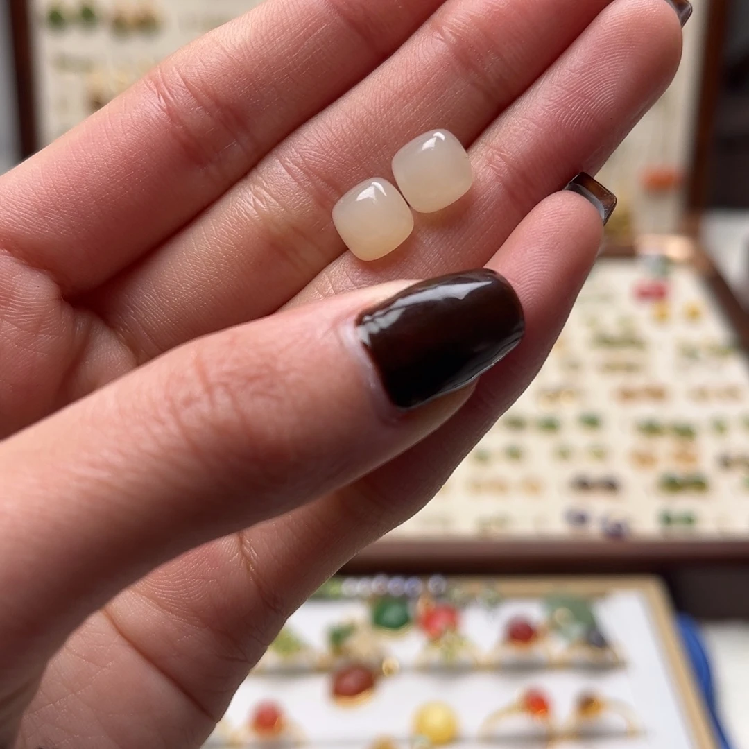 和田玉银S925镀金镶嵌耳坠