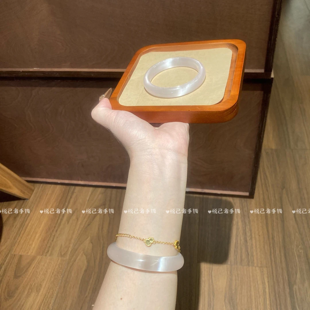 新中式玉镯子荔枝冻白月光玉镯高品质镯子气质小众礼物女士手镯