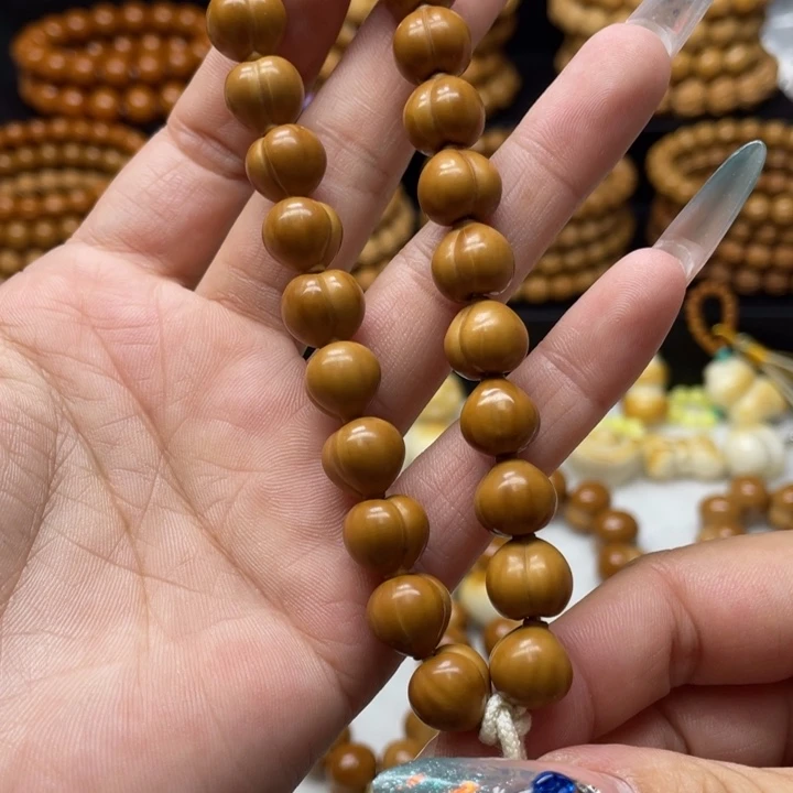 猴头核桃手串微瑕小屁桃