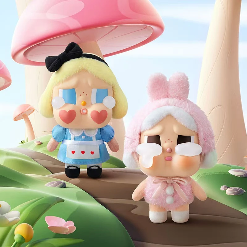 CRYBABY搪胶手办