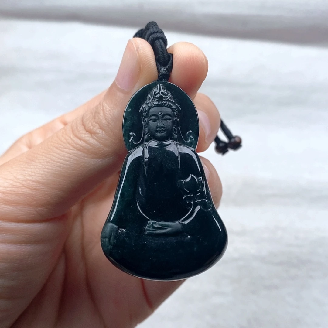 颈饰未镶嵌翡翠观音