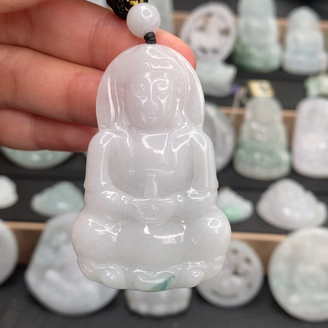 颈饰未镶嵌翡翠观音