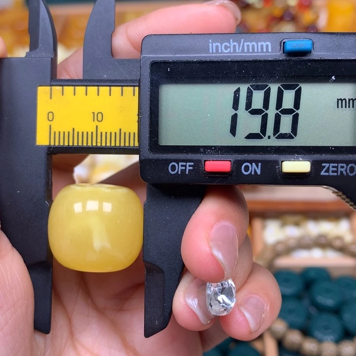 非金属仿琥珀饰品062