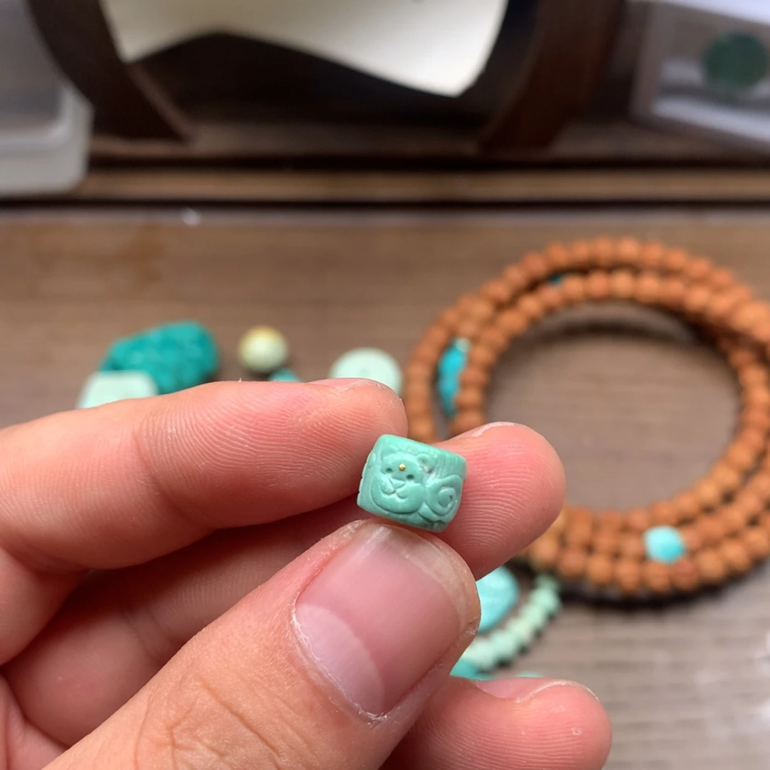 绿松石未镶嵌雕刻