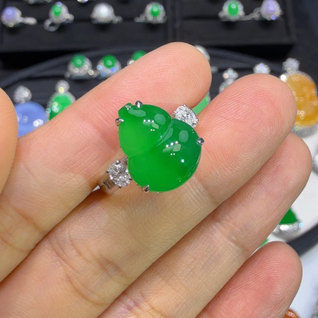 翡翠18K金镶嵌戒指收到货48小时鉴赏期