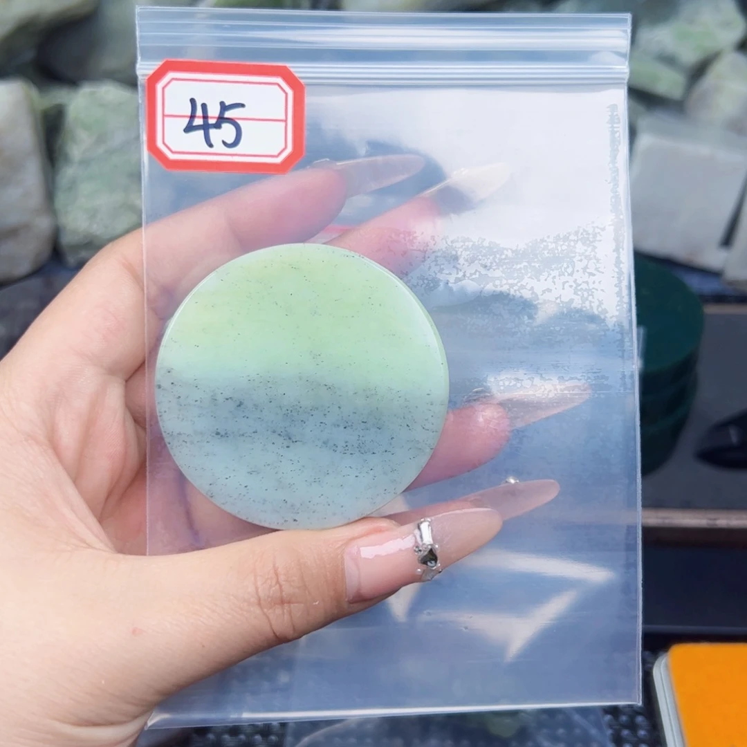 和田玉和田玉边角料未镶嵌