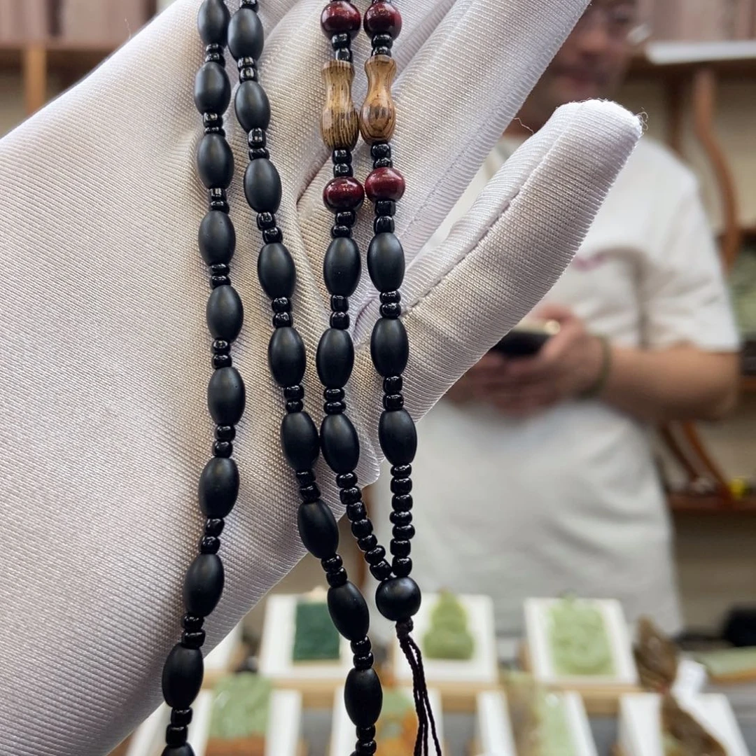 黑曜岩未镶嵌颈饰